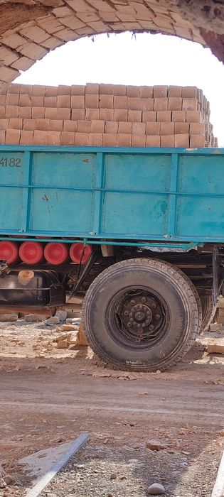 Pishgan va hom g'isht