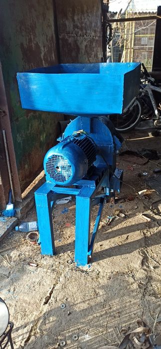 Дробилка  трёх  фаза