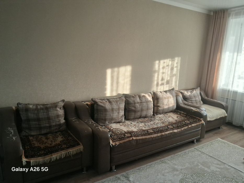 Продам диван и 2 кресла