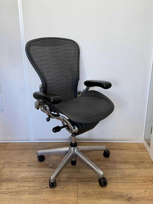 Refurbished Herman Miller Aeron Aluminium