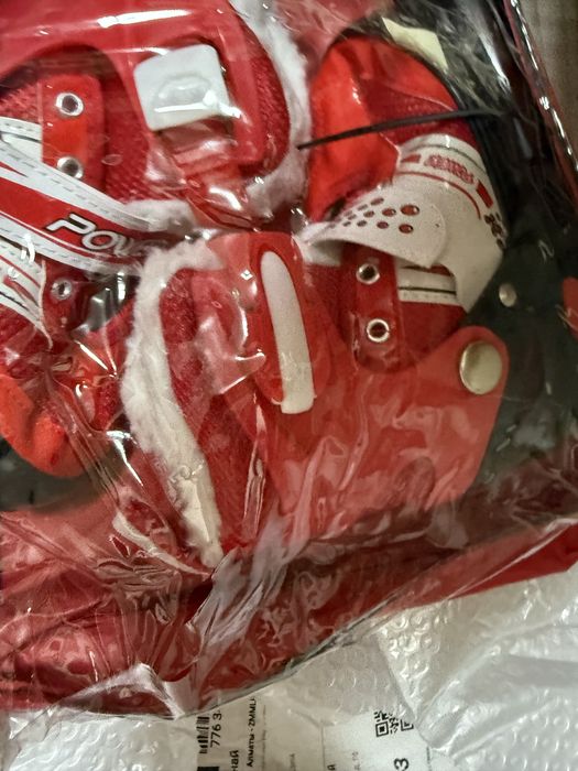 Продам новые коньки