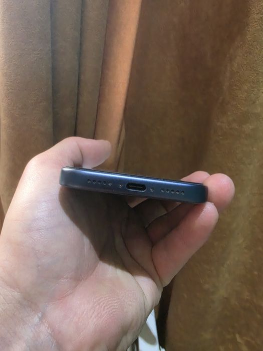 IPhone  17 pro с гаранция
