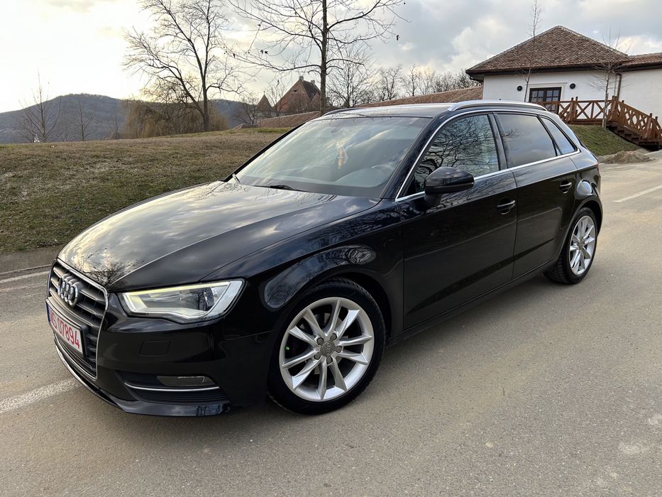 Audi A3 - 2014, diesel 2.0 TDI 150 CP/Xenon/Navi mare/Crom pachet
