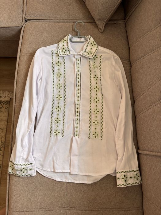 Camasa traditionala