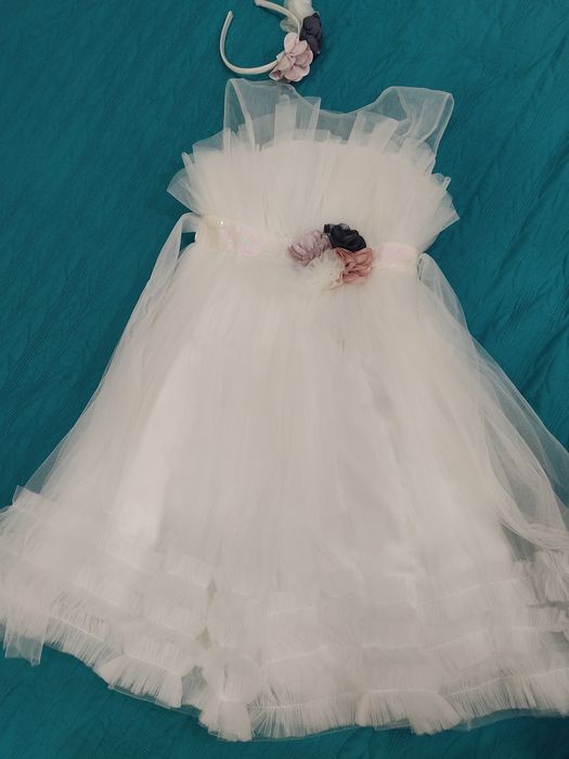 Платье на девочку