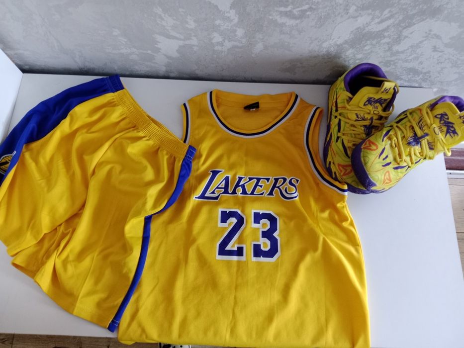 Баскетбольные кросовки