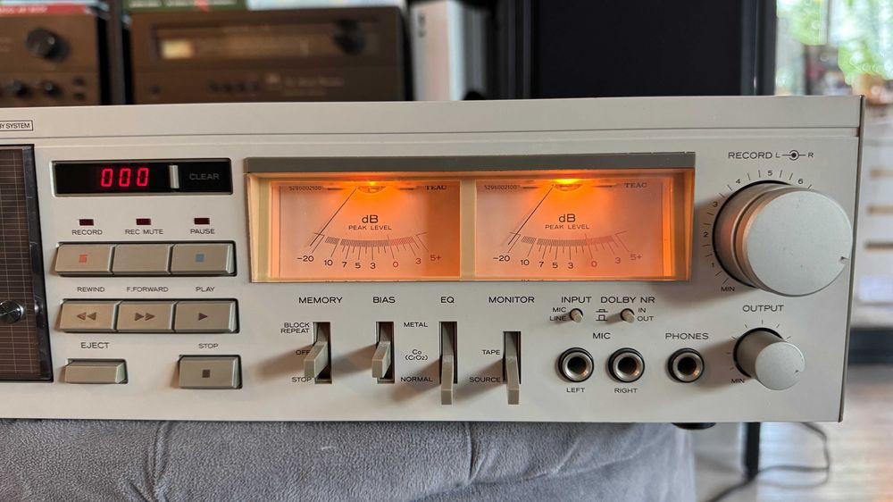 Deck Teac V7 cu 3 capete in stare excelenta