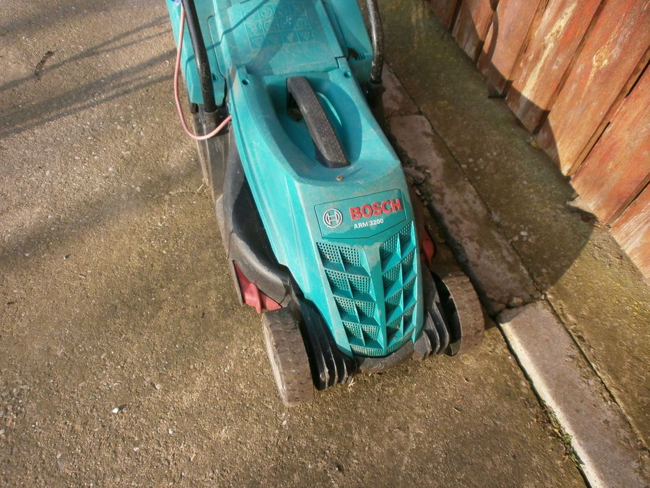 masina tuns iarba rotak defecta