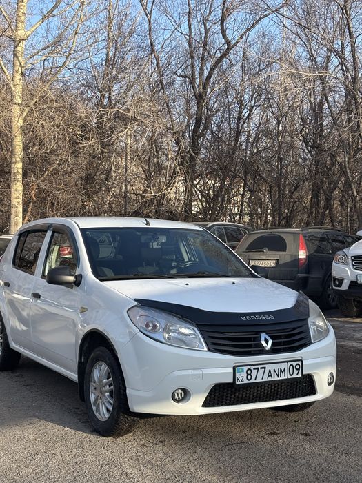 Продам Renault Sandero 2012года