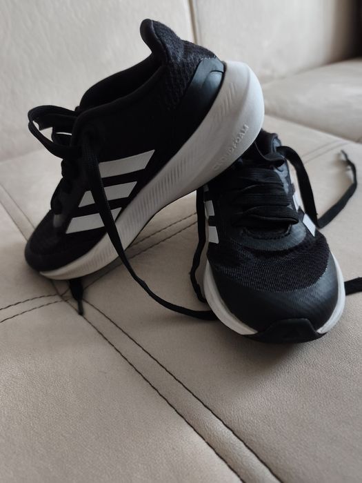 Adidas маратонки