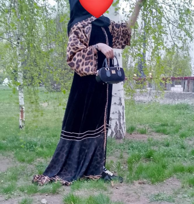 Продам платье Абая