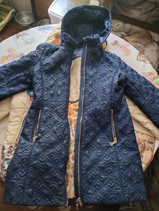 Куртки на девочку