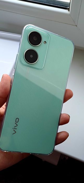 телефон  Vivo Y03