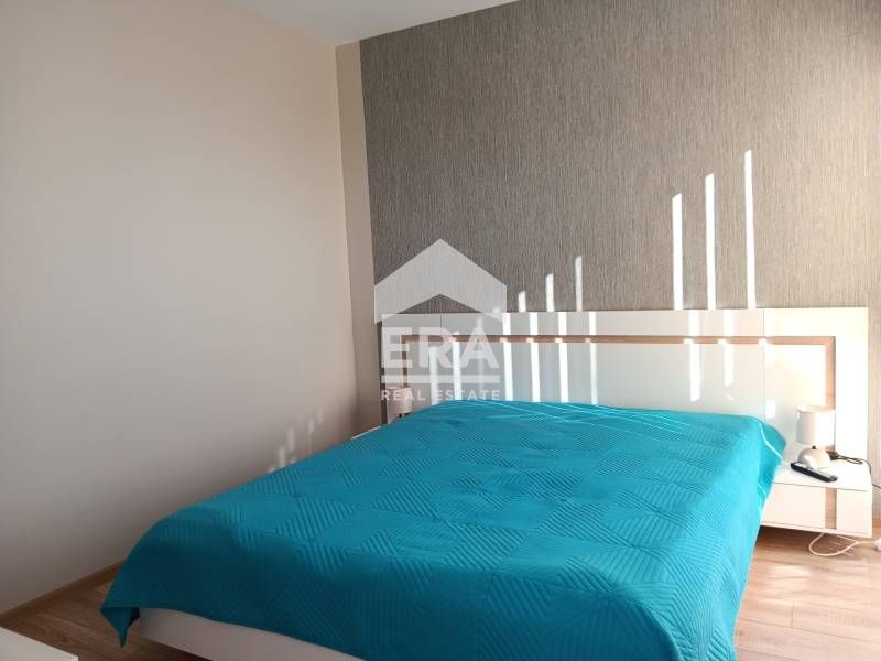 Двустаен, обзаведен, югозападен апартамент под наем, в новопостроена с