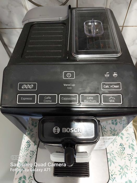 Espressor cafea automat Bosch VeroCup 100 , 15 bar, Rasnita ceramica