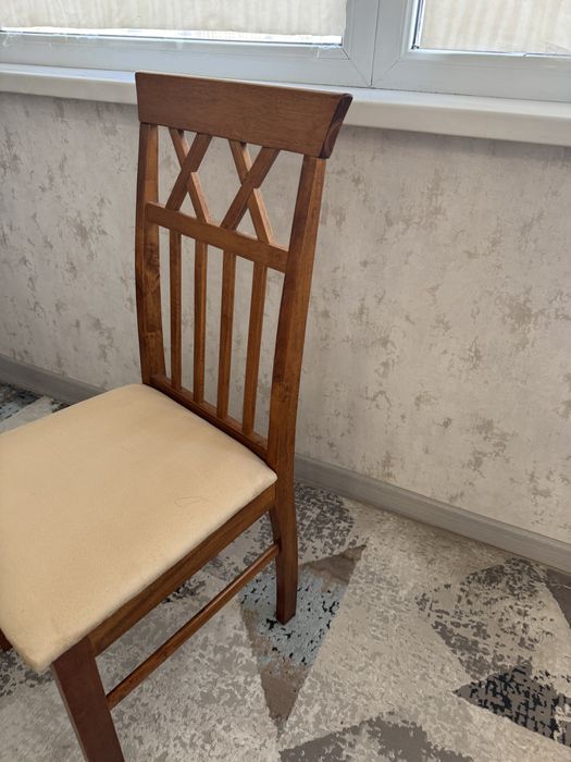 Продам 4 стула  Малаизия