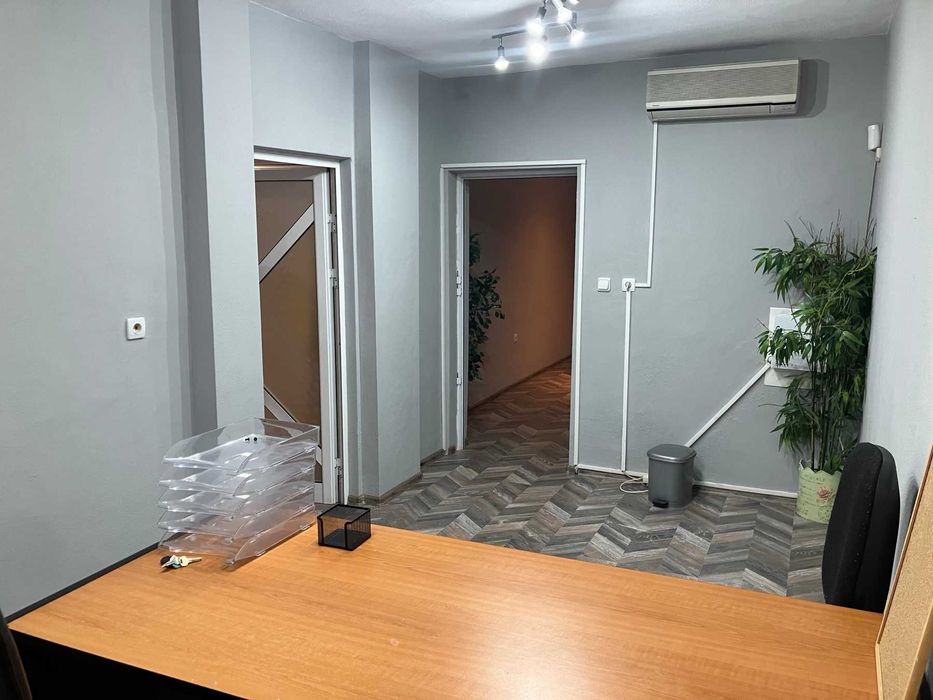 Дава се под наем Офис в Варна, Чаталджа - 50 кв.м за 484.5 € - Снимка #4