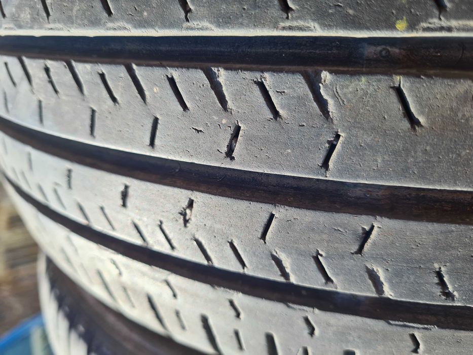 2 бр. гуми за бус 195/60/16C Nexen 6 mm DOT 4617/5216