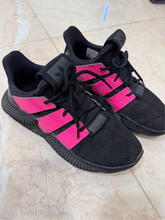 2  чифта Маратонки Adidas