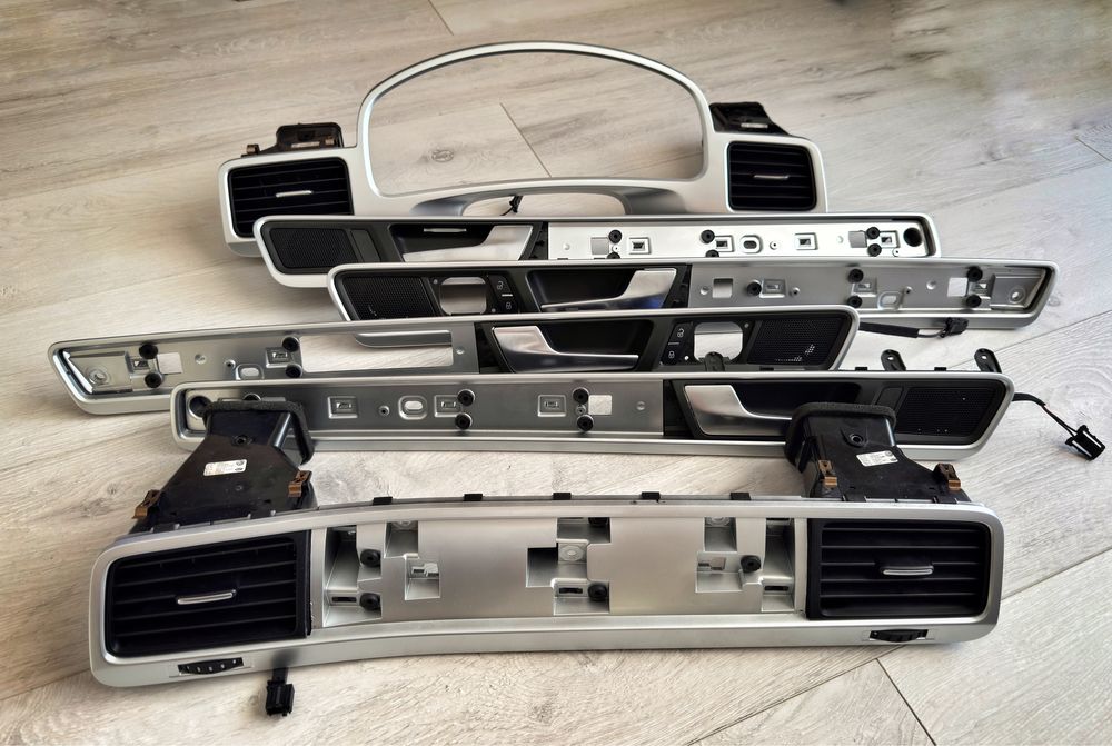 Ornamente bord consola Touareg 7P