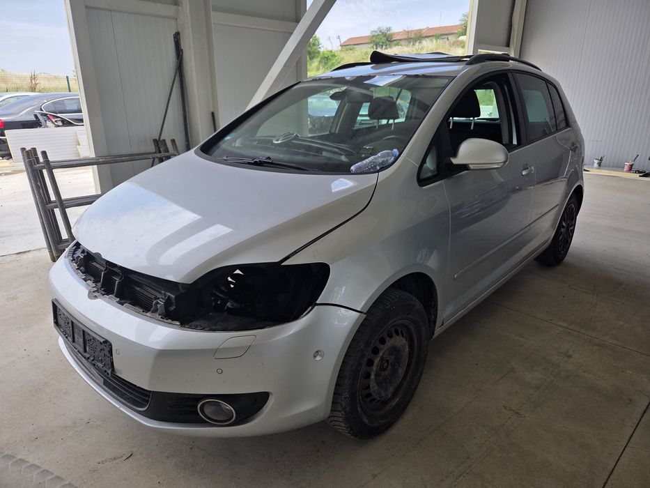 VW GOLF 6 PLUS (На части)
