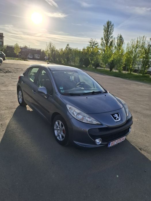PEUGEOT 207 2010 — imagine 3