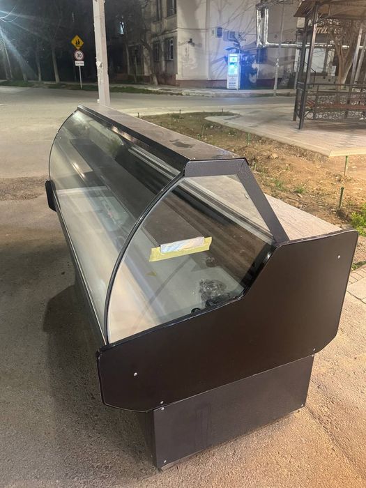 Xaladelnik ideal