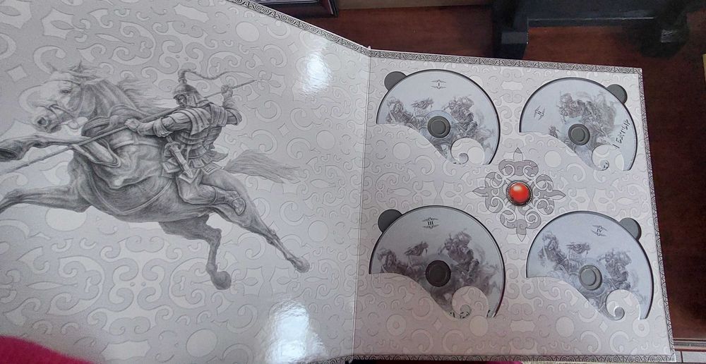 Казахские героические эпосы. Подарочный набор дисков. 3 тома