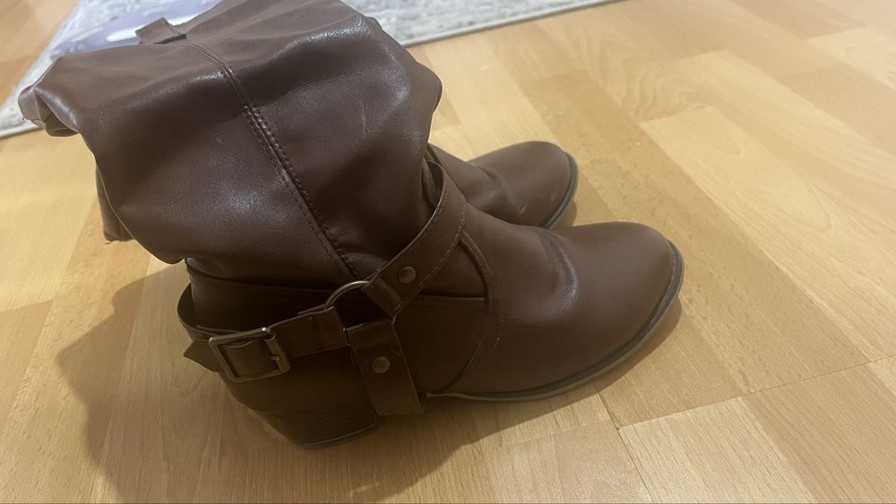 Обувь осенняя с каблуком