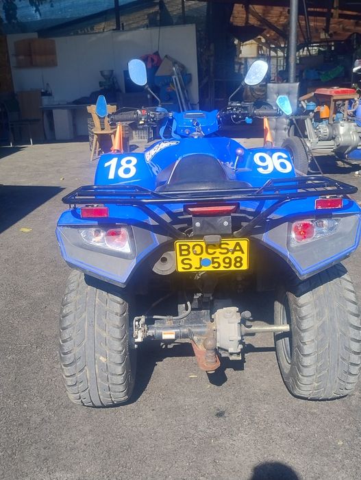 Vând ATV kimco 300cmc, înscris,toate actele in regulă,an.2018.mai multe detalii la telefon.