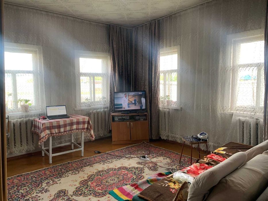 Продам 3-комн дом в Зайсане