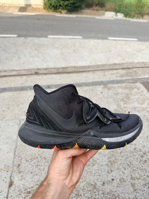 Nike Kyrie 5 “Neon Sole”