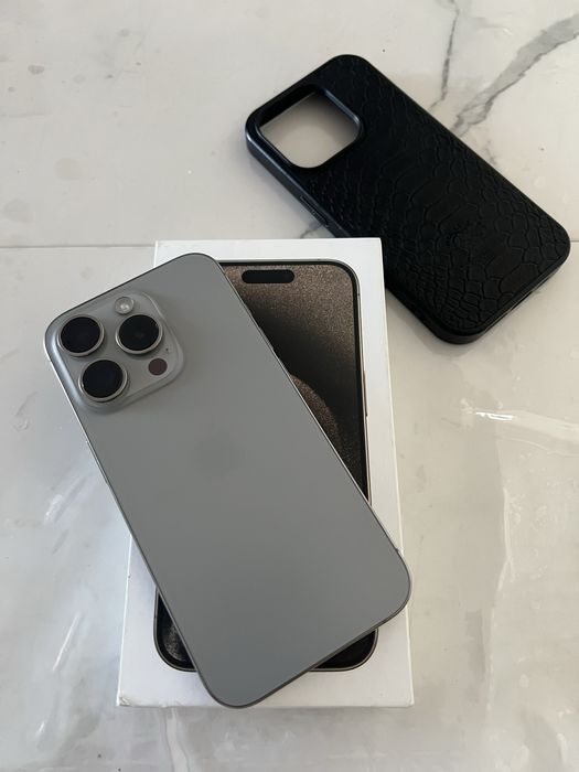 Айфон 15 про Титан