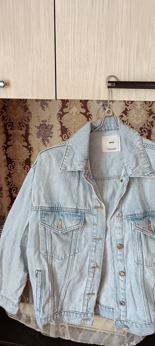 Продам женские куртки срочно