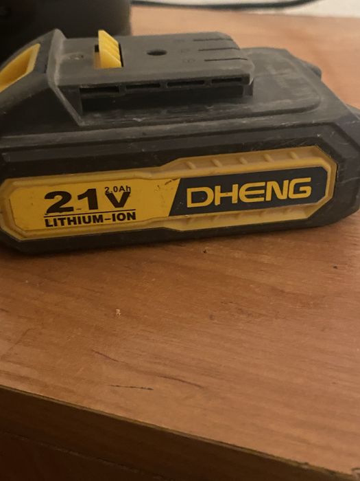 Батарейка шруповерта