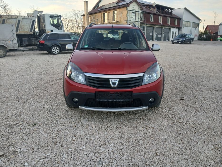 Dacia Sandero stepway 1.6 benzina € 5 2011 /11