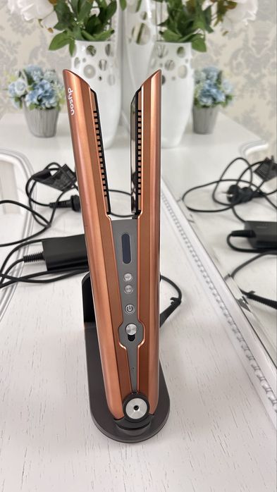 Продам утюжок Dyson Corrale HS07