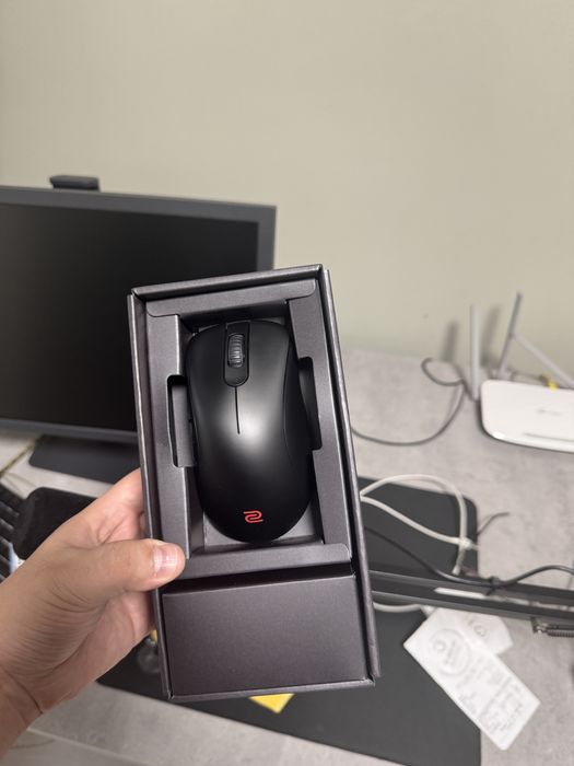 Продам мышку Zowie EC2-DW