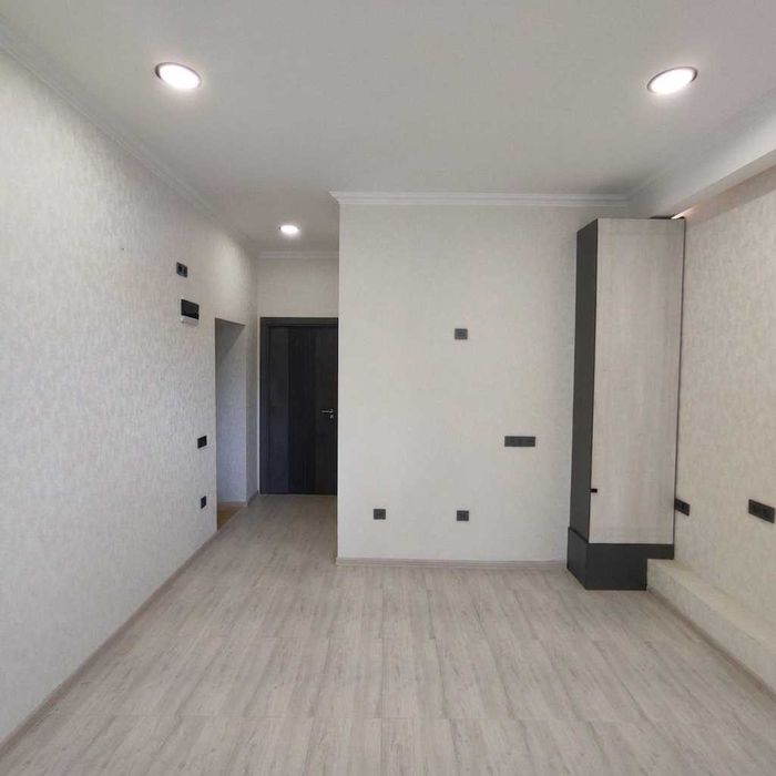 Аренда 1 комнатный офис, 1 этаж, 40м кв, ЖК La Terrace, Яшнабад