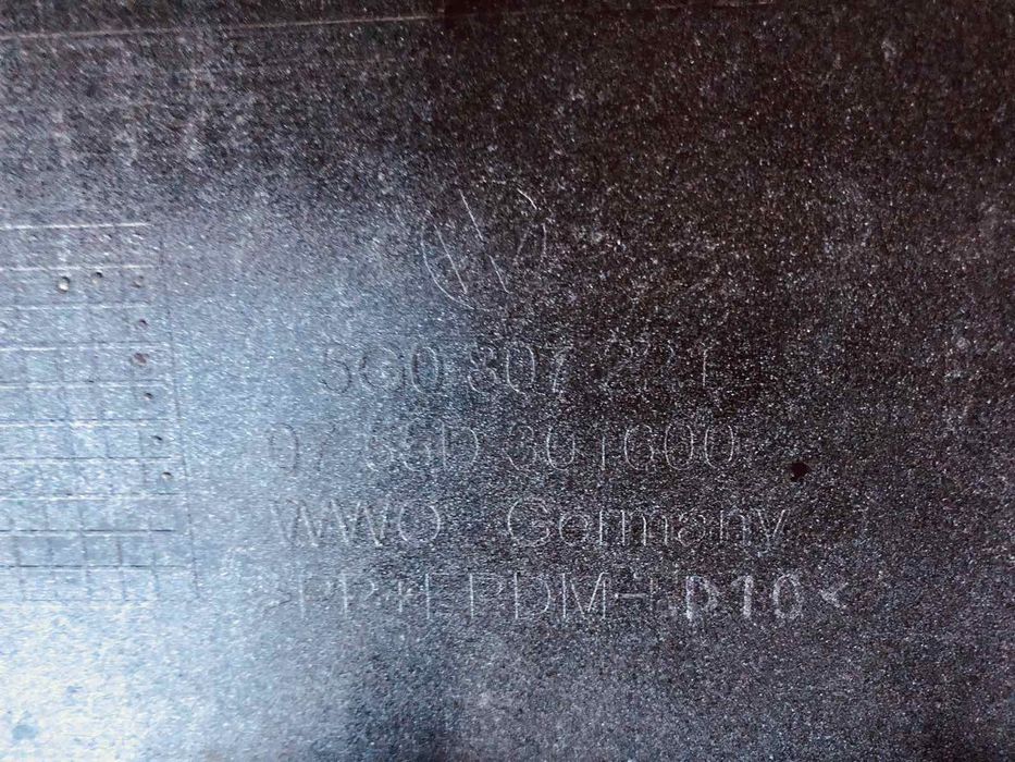 Предна броня VW Golf 7 модел 2013-2017г. 5G0 807 221. #165.