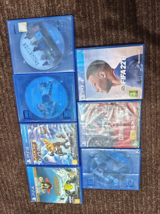 Продам хороший Ps 4