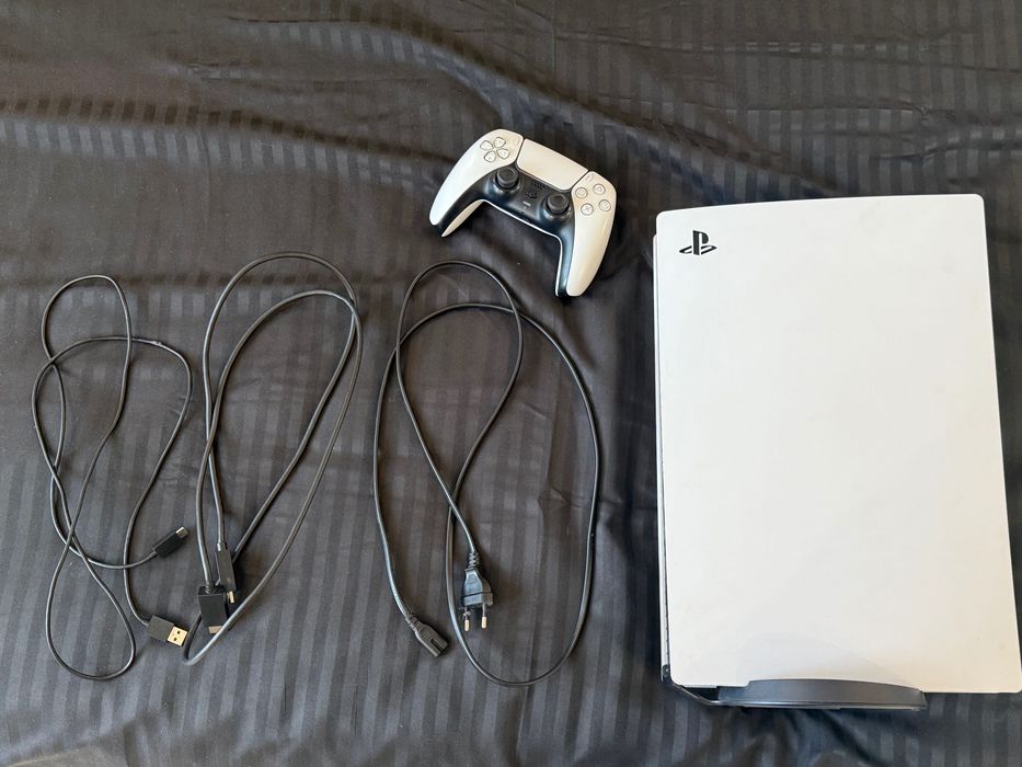 Sony PlayStation 5 (PS5) Digital edition