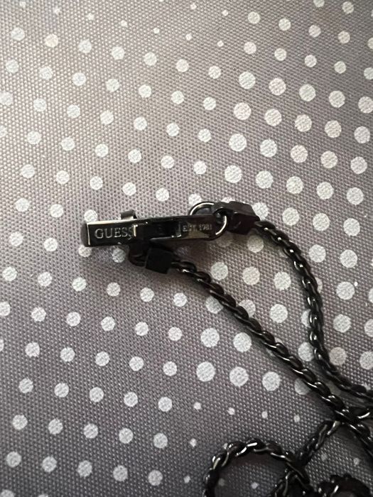 Vand lanț GUESS ca nou