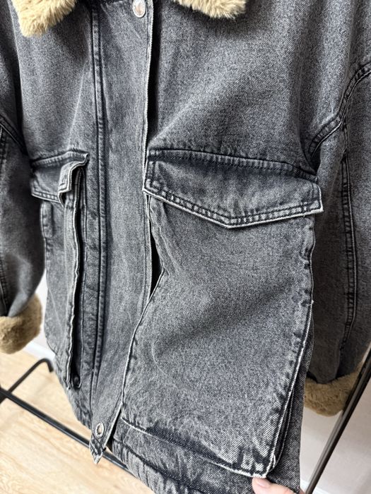 Продам женскую куртку