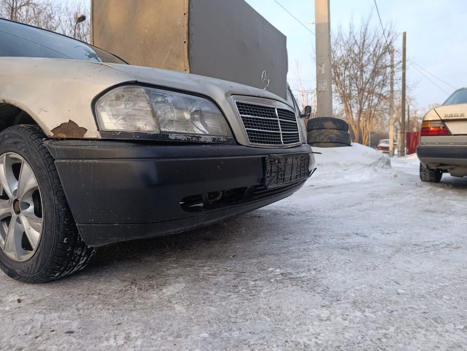 По запчастям продаётся МЕРСЕДЕС w202 C180