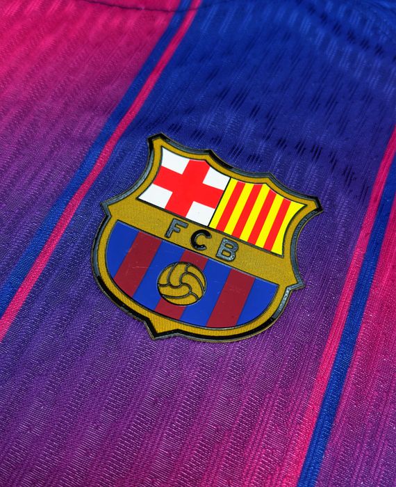 Футболни тениски