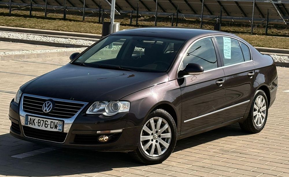 ~~Vw Passat 1.9 TDI 105 C.p BKC Impecabil Fără Rugina Adus pe Roți Țol
