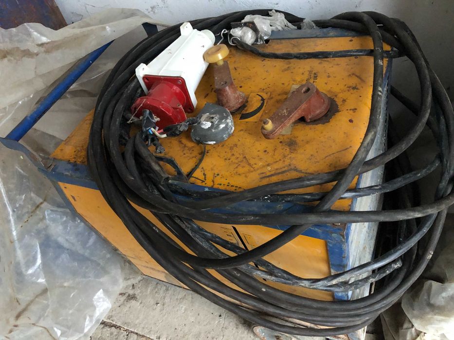 Сварочный трансформатор аппарат 380 Вт. б/у