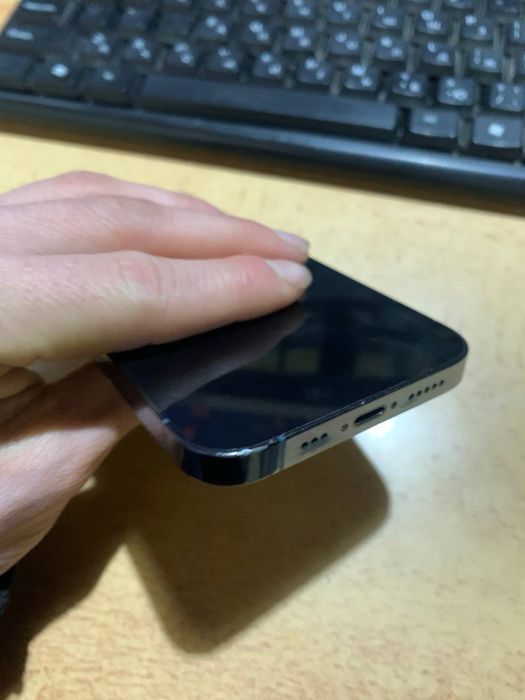 Продаётся IPhone 13pro 128гб