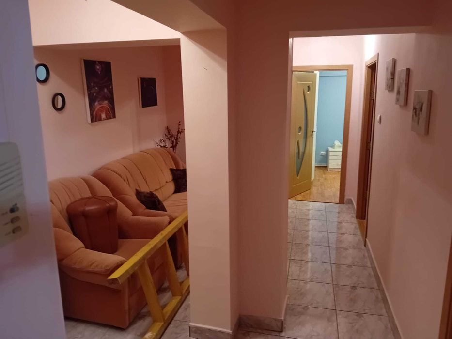 Ap 3 Cam Precista Scoala 10 la cheie mobilat 65mp etaj 4 pod centrala